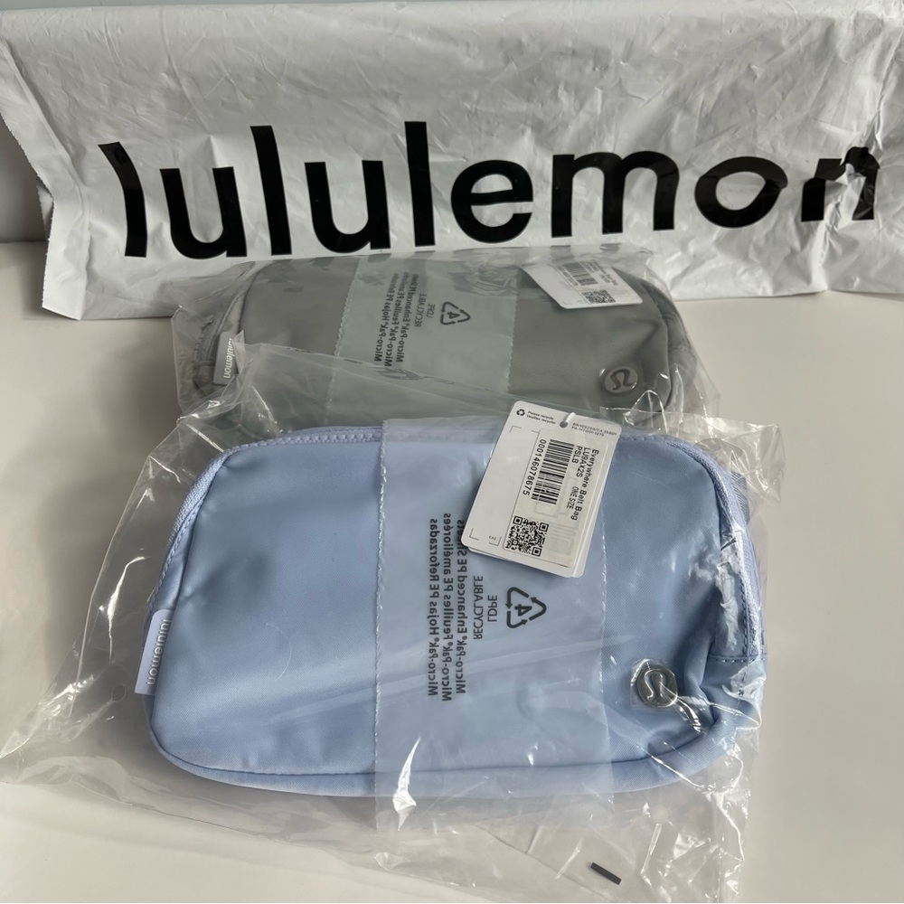 NWT Lululemon Everywhere belt bag Bundle Pastel Blue and Silver Drop